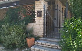 Studio Apartment Posavec